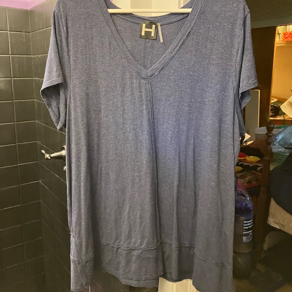 Navy blue flowy top